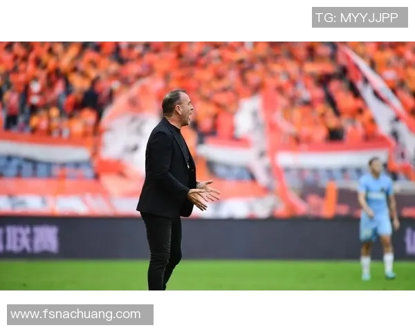 2003年足球风云：回顾当年最具影响力的球星与赛季瞬间