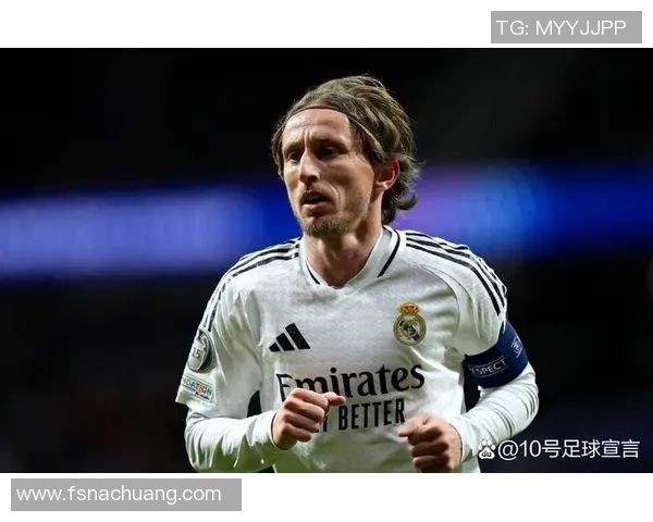 1月3日生日足球明星:从传奇到现役球员的成长历程与辉煌成就 1月3日生日足球明星:从传奇到现役球员的成长历程与辉煌成就