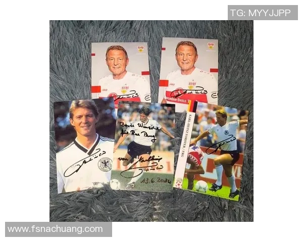 历史足球球星获得冠军的辉煌时刻与传奇成就回顾 历史足球球星获得冠军的辉煌时刻与传奇成就回顾