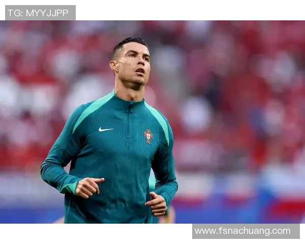 捷克足球传奇球星的辉煌历程与绿茵场上的光辉岁月